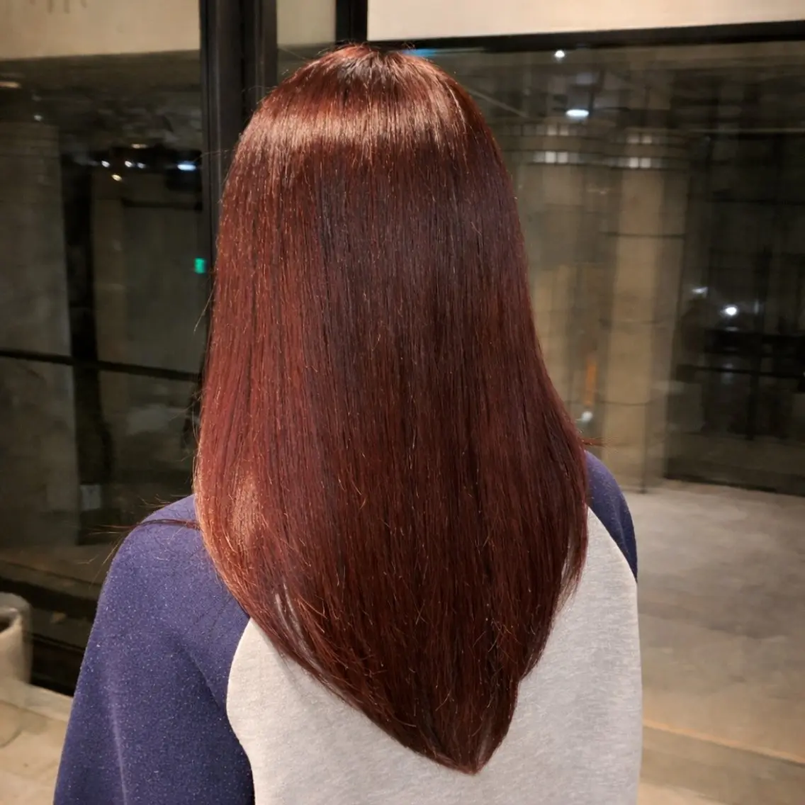 ロング レッドブラウン hikari/大名/ 暖色カラー/ブリーチのヘアスタイル
