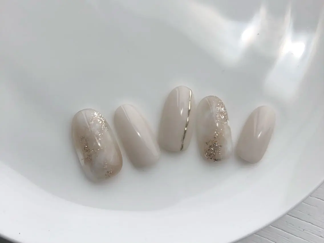 ネイル ハンドネイル ViViA momokaのネイルデザイン