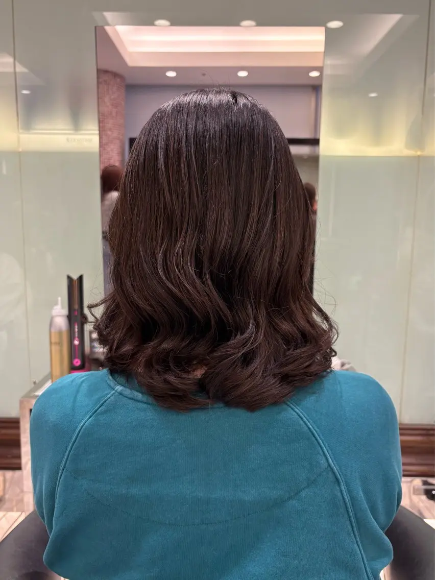 ミディアム パーマ カット パーマ 韓国っぽ水光肌カラー マンツーマン🫧なおのヘアスタイル