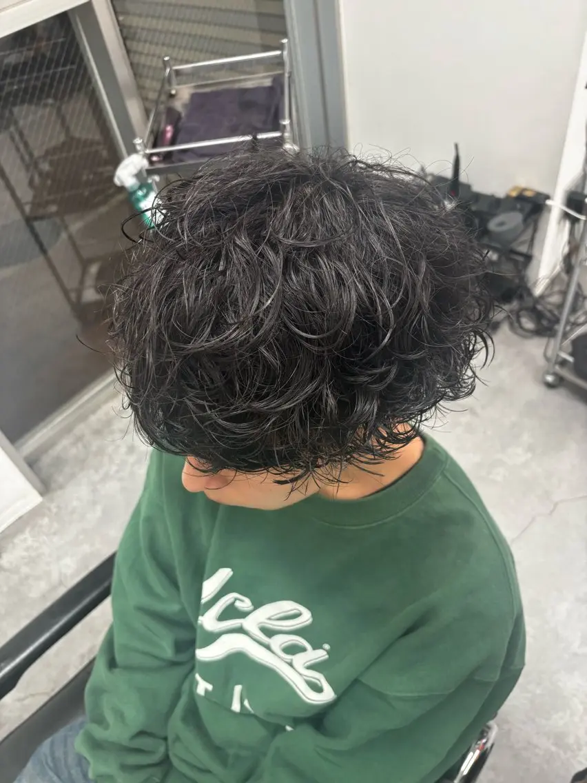 パーマ メンズ カット パーマ メンズ特化✨️ 韓国風パーマ🔥一八のヘアスタイル