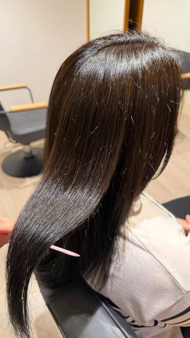 ロング ヘアカラー 久光 亜寿花のヘアスタイル