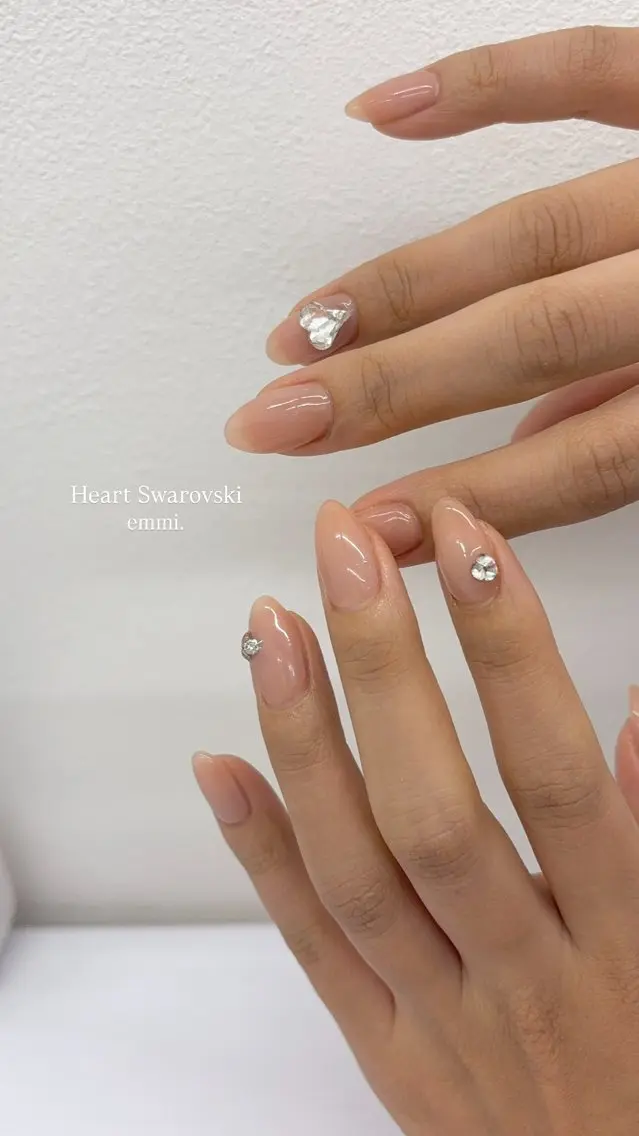 ネイル チークネイル フットネイル フレンチネイル ガーリー グラデーション ハンドネイル emmi nailのネイルデザイン