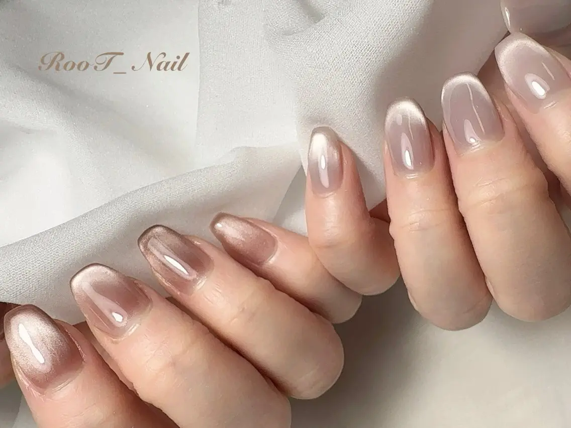 ネイル フレンチネイル マグネットネイル マグネットフレンチ ハンドネイル RooT Nailのネイルデザイン
