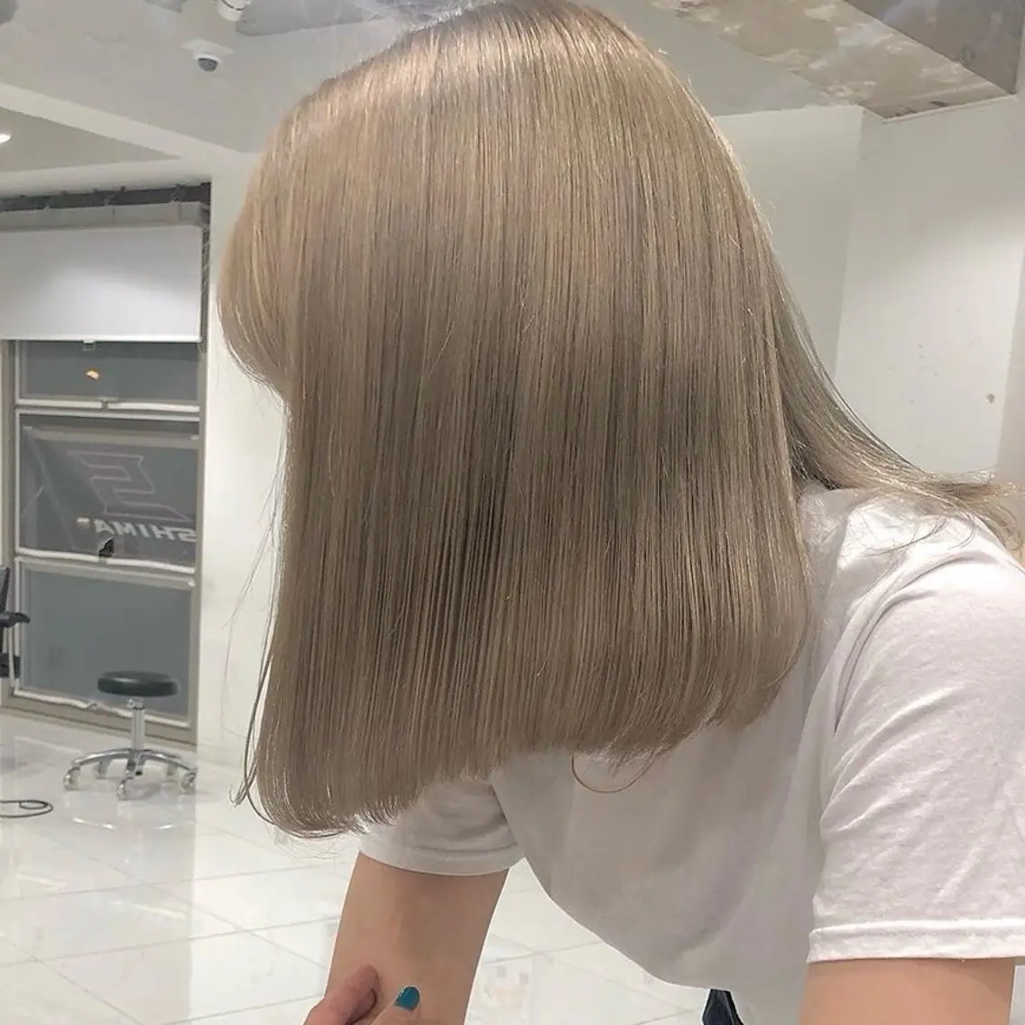 ロング カラー ヘアカラー 💫艶ハイトーン×髪 質改善💫リュウトのヘアスタイル