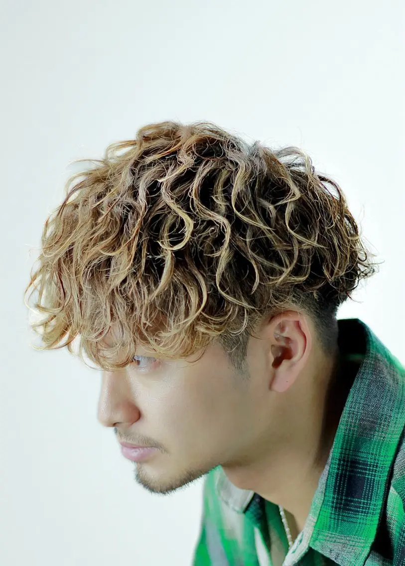 休日限定20%OFF⚡️メンズカット+パーマ⚡️の写真