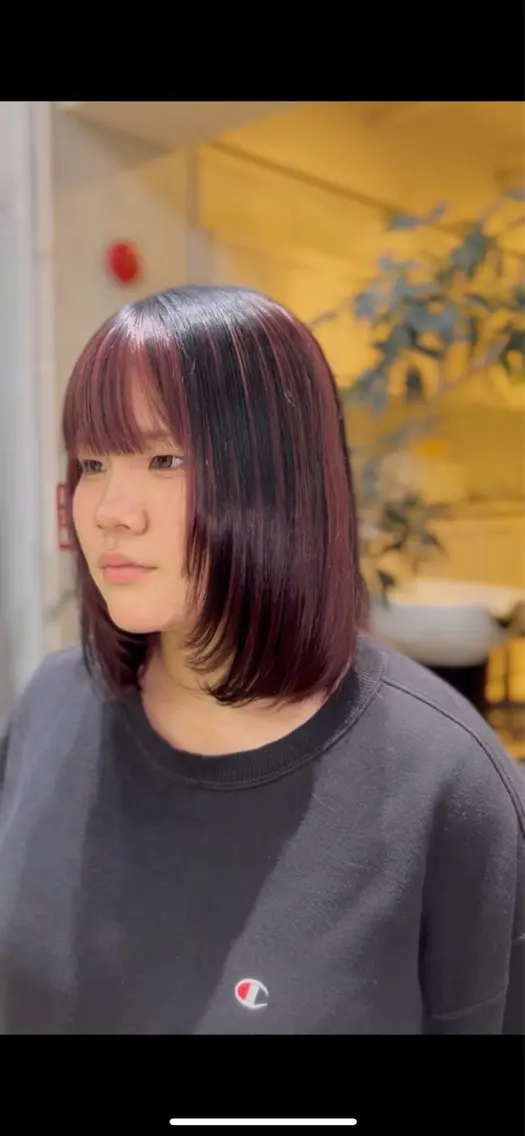 ミディアム カット ヘアカラー 髪質改善×ハイトーン レイヤー天神美容室のヘアスタイル