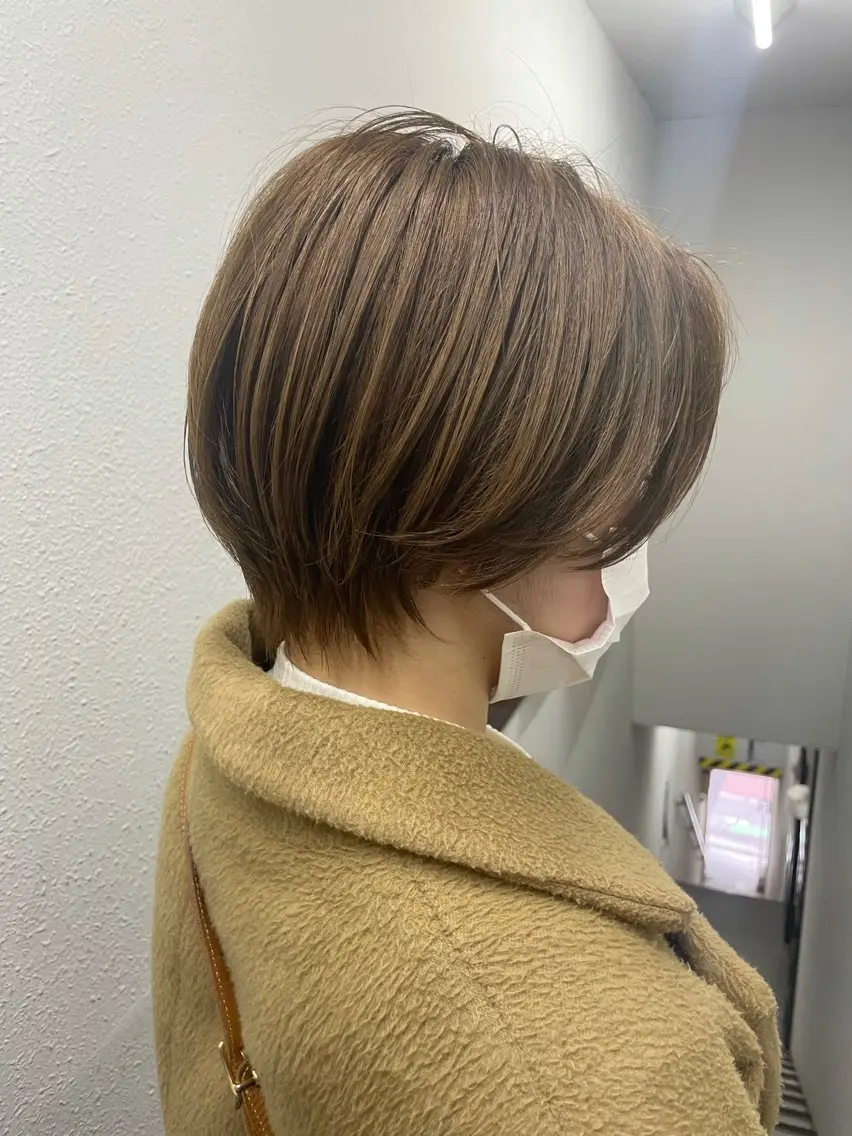 ショート カラー カット ヘアカラー トリートメント ヘッドスパ 🦋ハイトーンボブ ショート🦋トシキのヘアスタイル