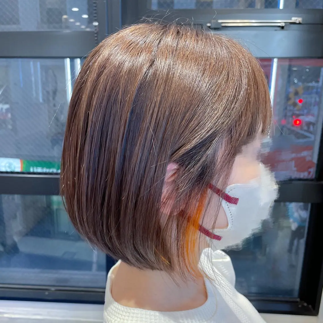 ショート カラー イヤリングカラー ボブ 伊藤 未来のヘアスタイル