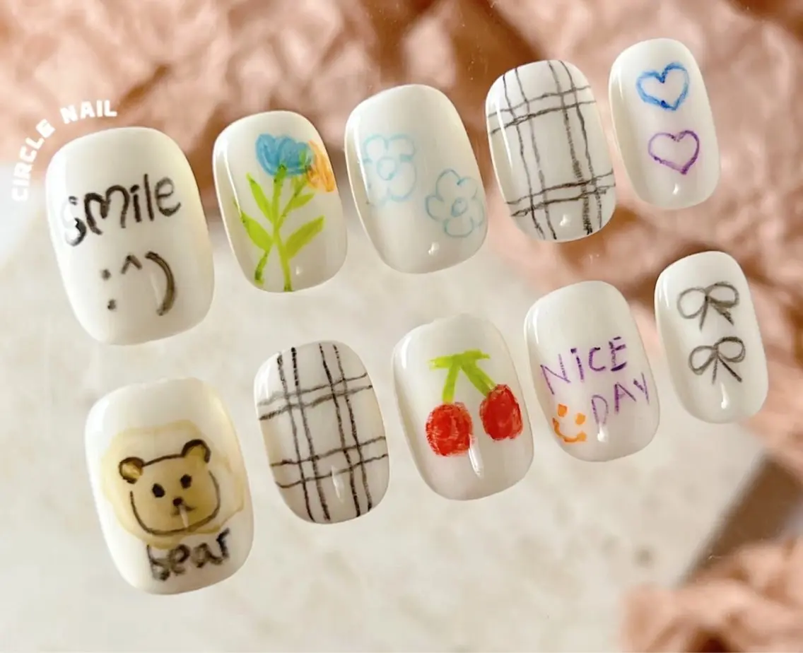 ネイル アートネイル オーロラネイル チークネイル フレンチネイル ガラスフレンチ 🎀🎀YooLi Nail Salonのネイルデザイン