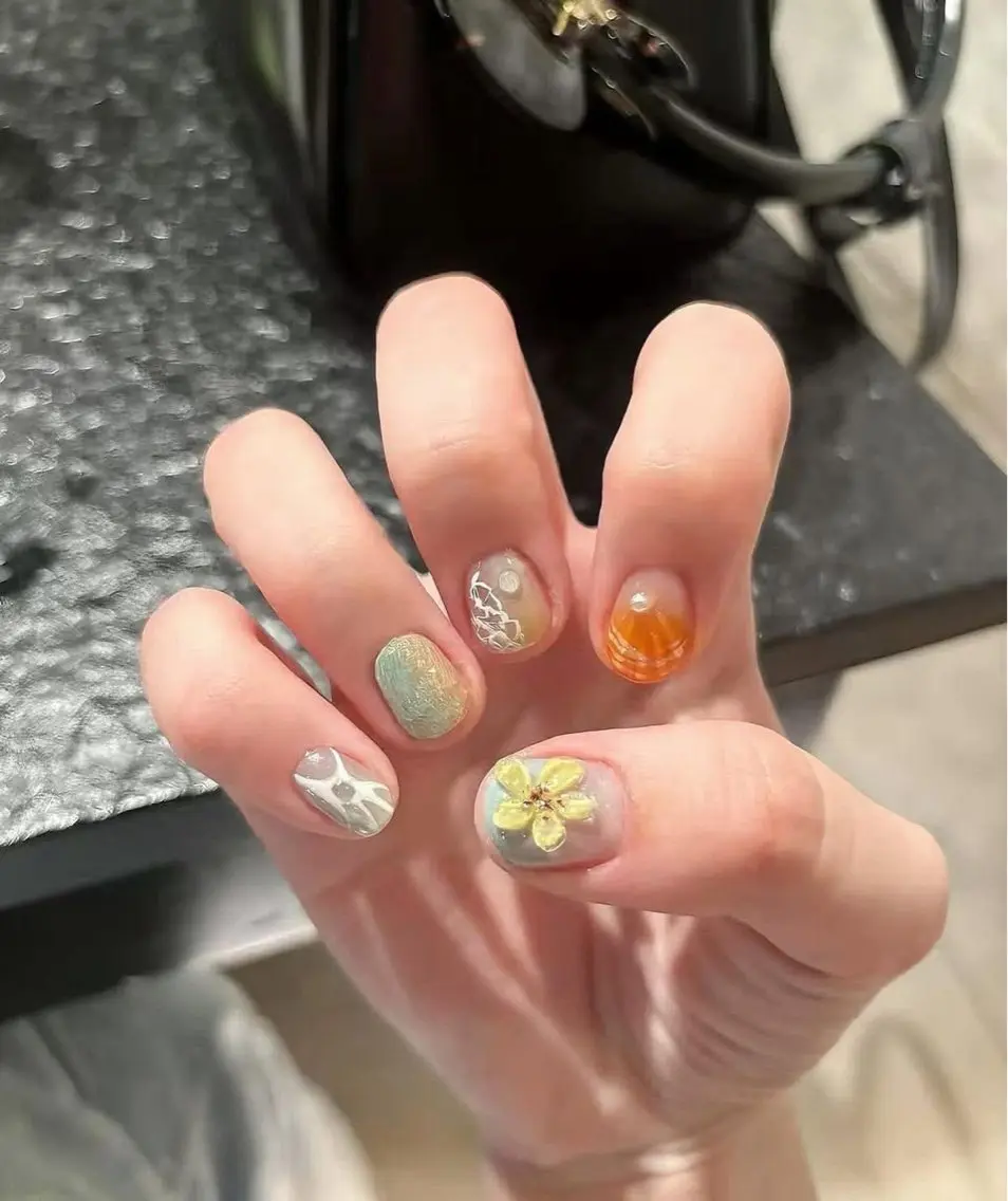 ネイル チークネイル フットネイル フレンチネイル グラデーション 韓国ネイル YUKI NAILのネイルデザイン