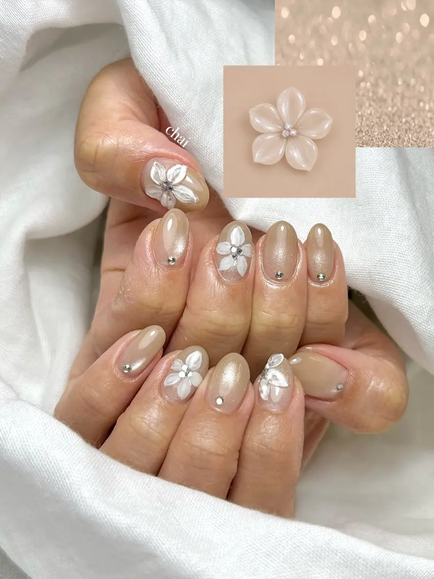 ネイル フラワーネイル ぷっくりネイル 夏ネイル ハンドネイル chai nail + eye📍鶴橋のネイルデザイン