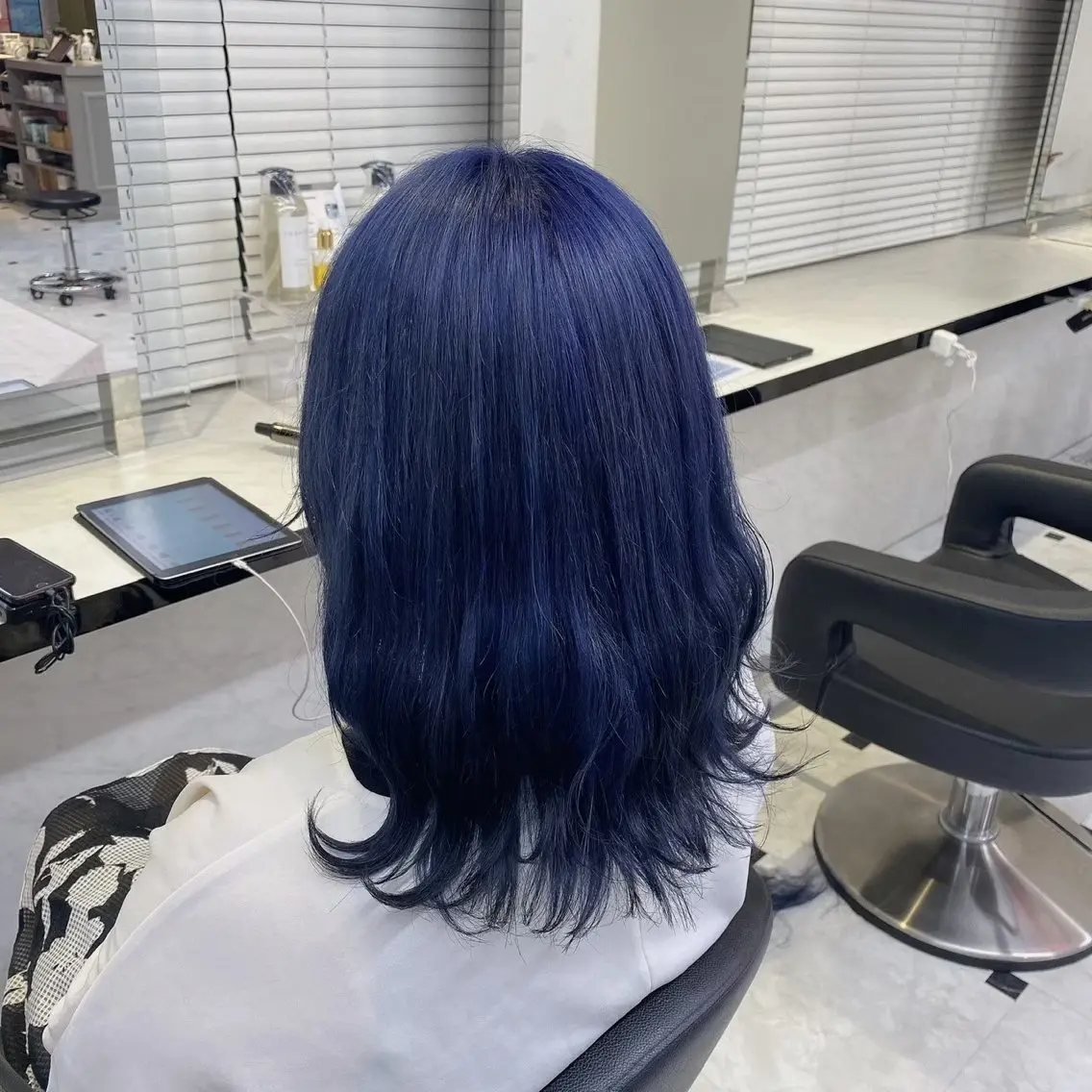 カラー 黒髪 ブリーチ ブルーカラー ブルーブラック ダブルカラー ヘアカラー トリートメント ヘッドスパ ヘアセット ブリーチなし特化 美容師💖SAE💖のヘアスタイル