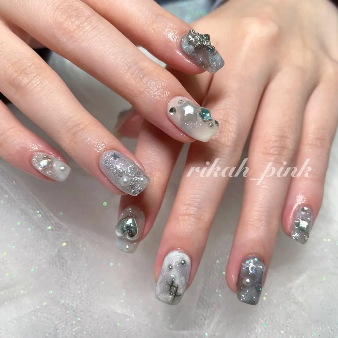 ネイル アートネイル ニュアンスネイル HIKA🦋 個性派スカルプネイルのネイルデザイン