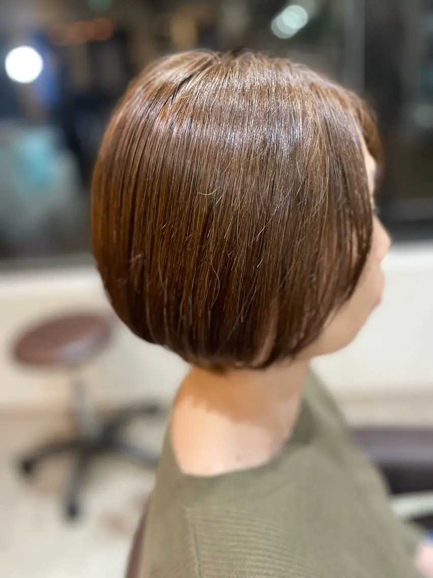 ショート カラー カット ヘアカラー 勘場 万菜華のヘアスタイル