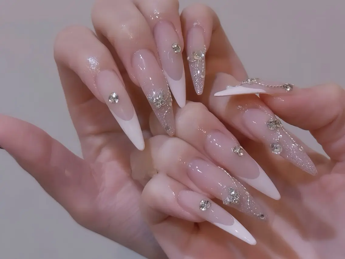 ネイル べっ甲ネイル チークネイル フラッシュネイル フラワーネイル フットネイル ハンドネイル Rin Nail Shinokuboのネイルデザイン