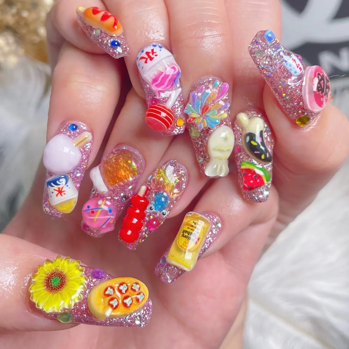 ネイル チークネイル クリアネイル ガーリー キラキラネイル 韓国ネイル princess スカルプ専門店のネイルデザイン