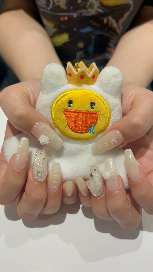 ネイル ハンドネイル plume. noaのネイルデザイン