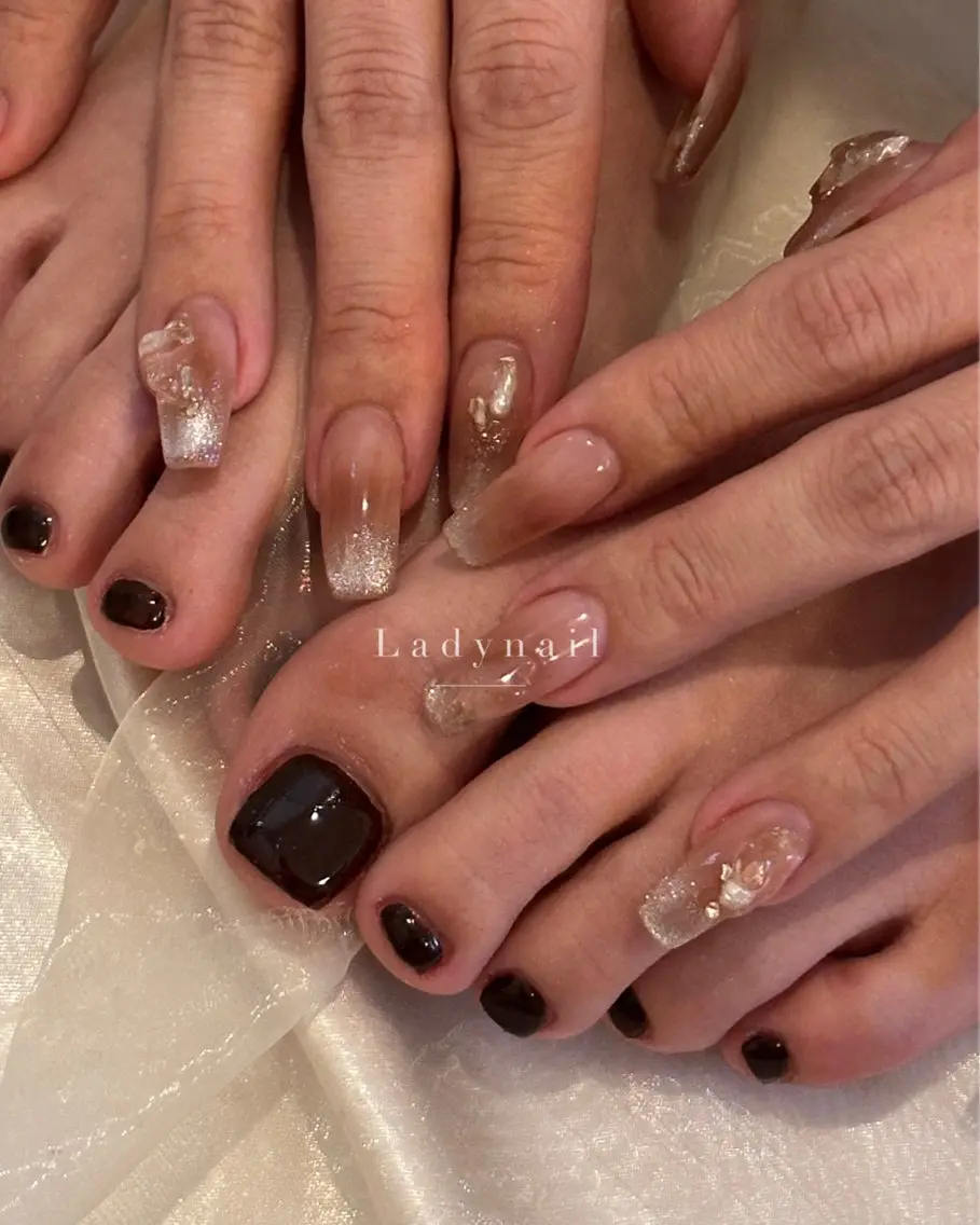 ネイル チークネイル フットネイル 氷ネイル・うるうるネイル ワンカラーネイル Lady nailのネイルデザイン