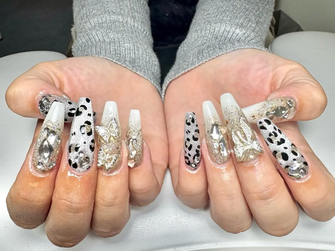 ネイル 長さ出し ジェルネイル オフィスネイル ワンカラーネイル パラジェル ハンドネイル KITTY nailsのネイルデザイン