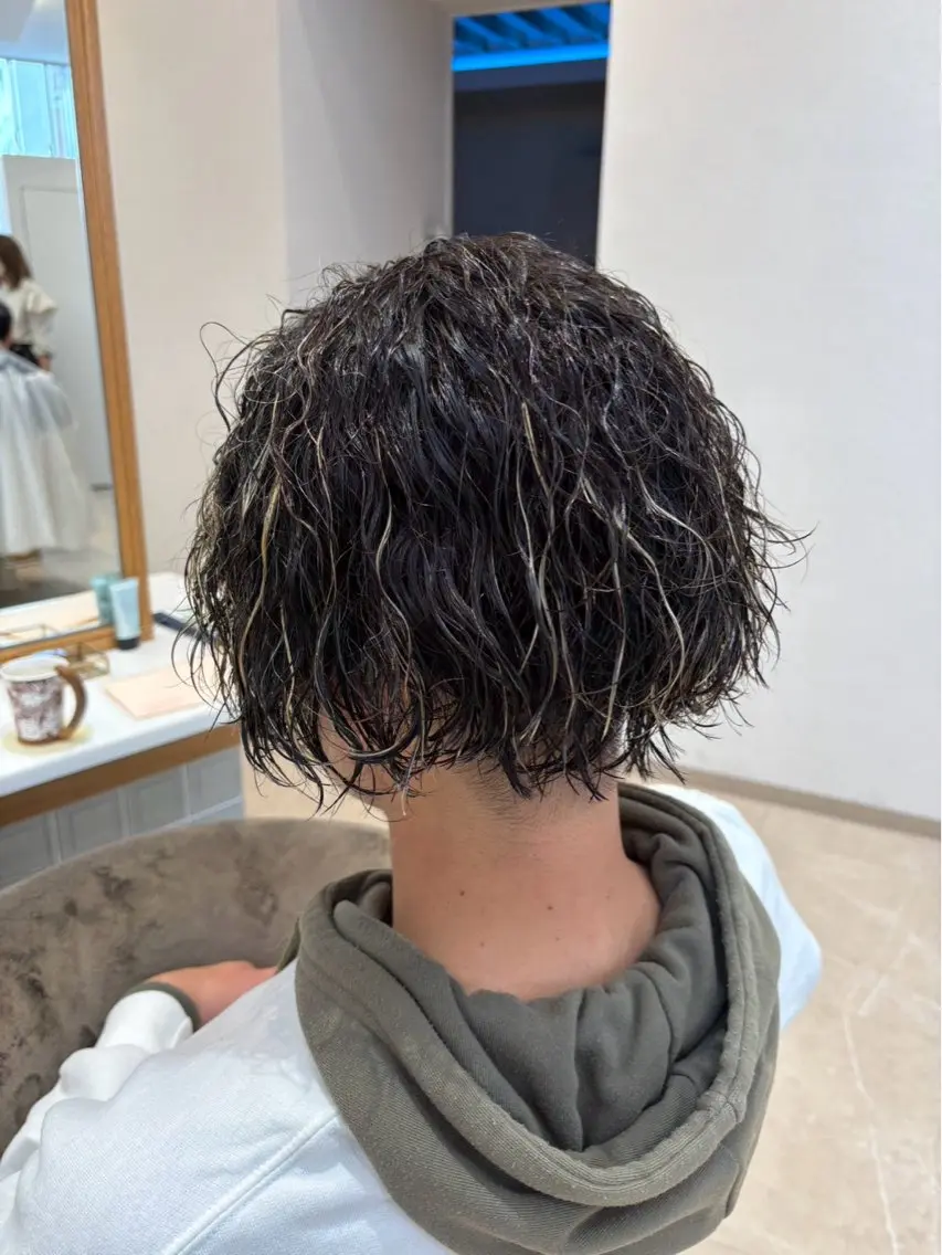 ショート パーマ カット パーマ 大久保 琳冬のヘアスタイル