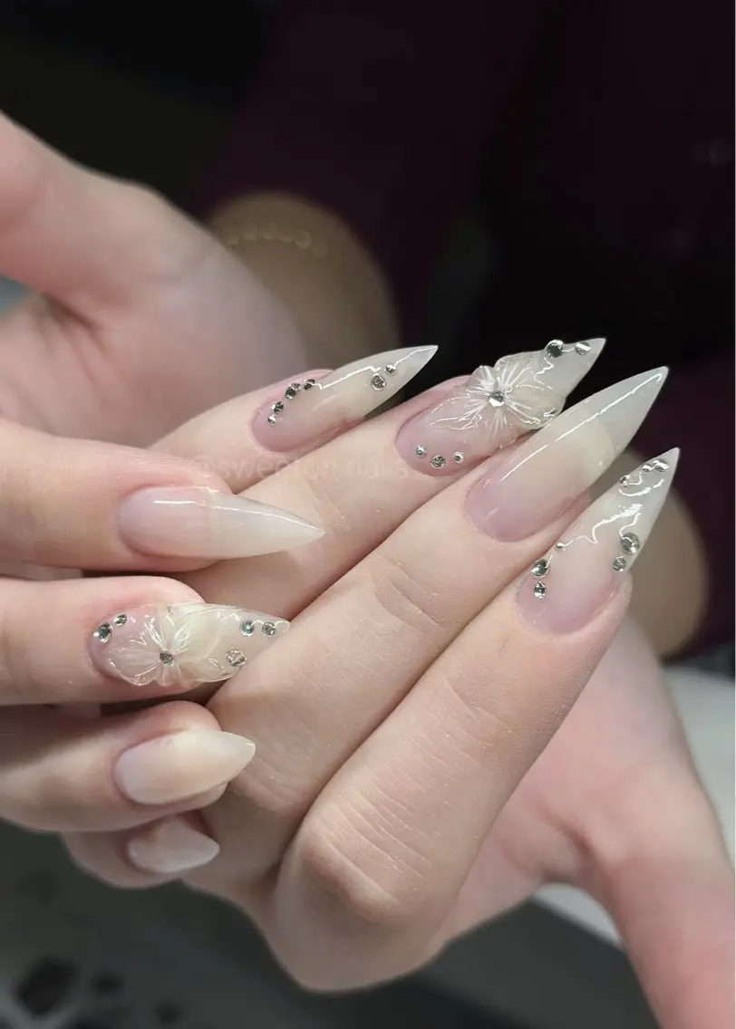 ネイル 韓国ネイル マグネットネイル 持ち込み Dyo Nail_Royalのネイルデザイン