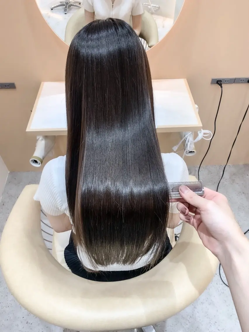 ミディアム カラー パーマ ブリーチ 縮毛矯正 ✨美髪矯正×髪質改善 🍎カイト🍎渋谷のヘアスタイル