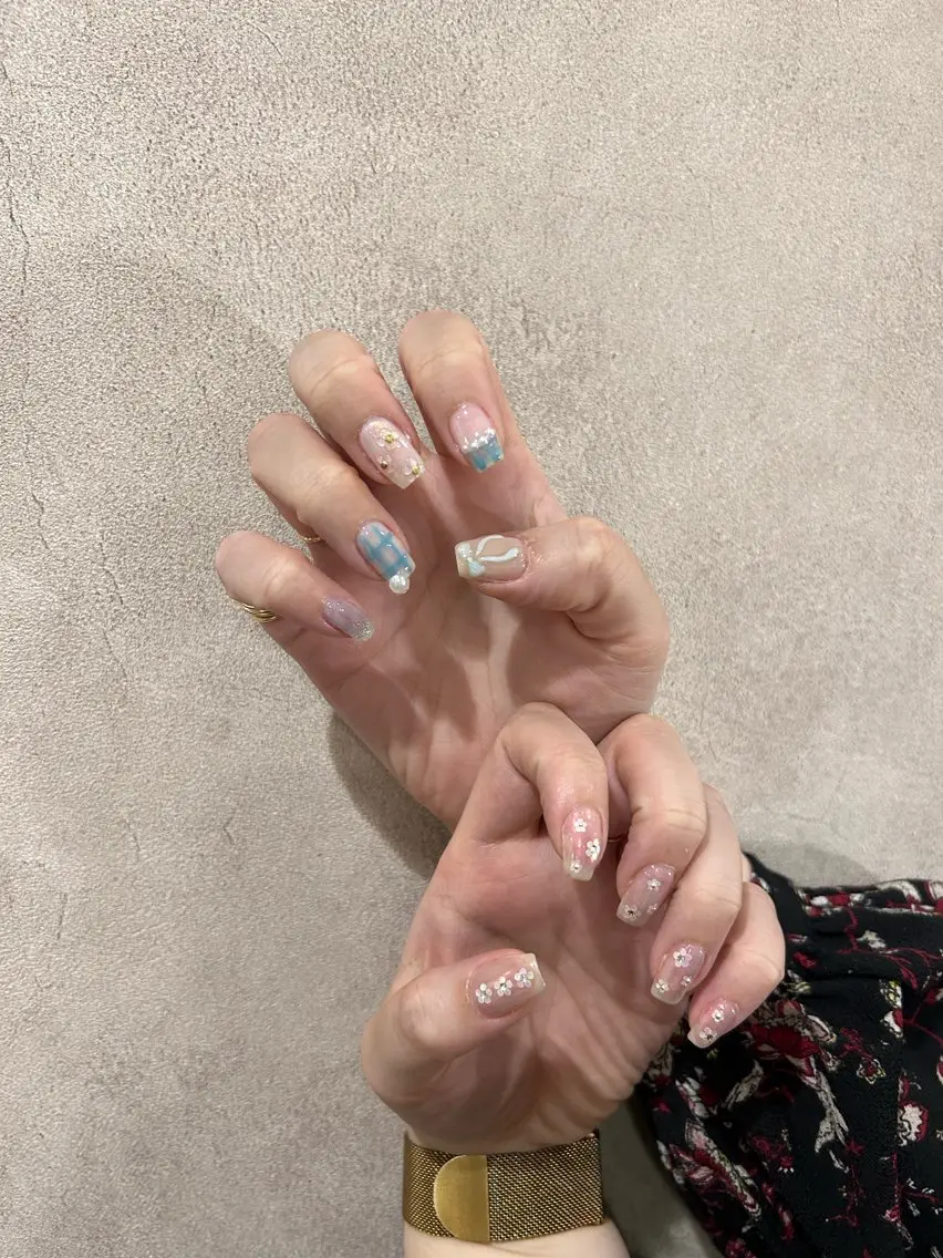 ネイル 持ち込み ハンドネイル MONICA_ HANEのネイルデザイン