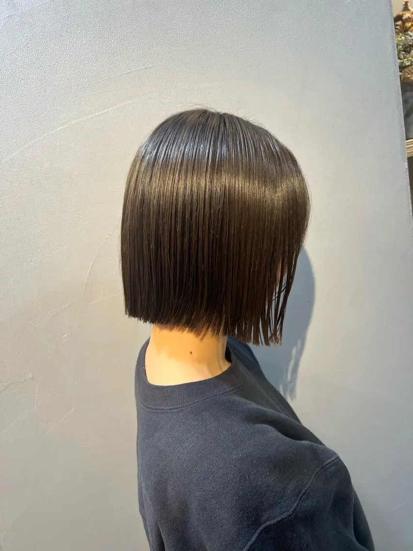 ショート カラー 切りっぱなしボブ ボブ 神戸ボブ✂️ ioe三宮/田 伸佳のヘアスタイル