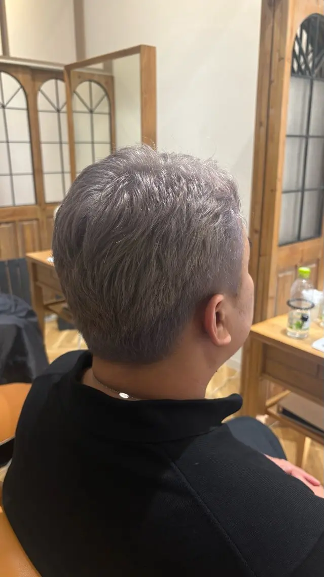 ショート カラー カット ヘアカラー 似合わせ 顔周りYUUGAのヘアスタイル