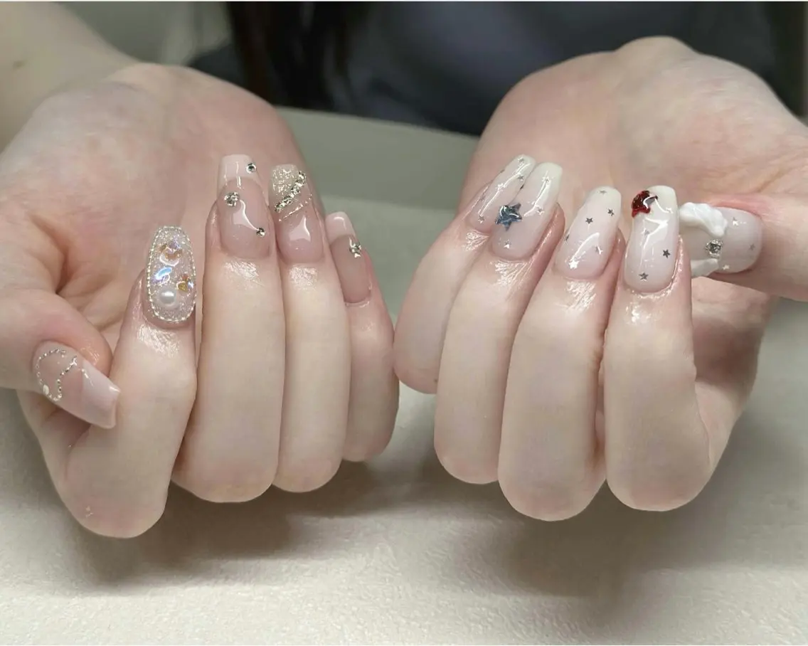 ネイル オーロラネイル ブルー チークネイル フットネイル フレンチネイル ハンドネイル GIN NAILのネイルデザイン