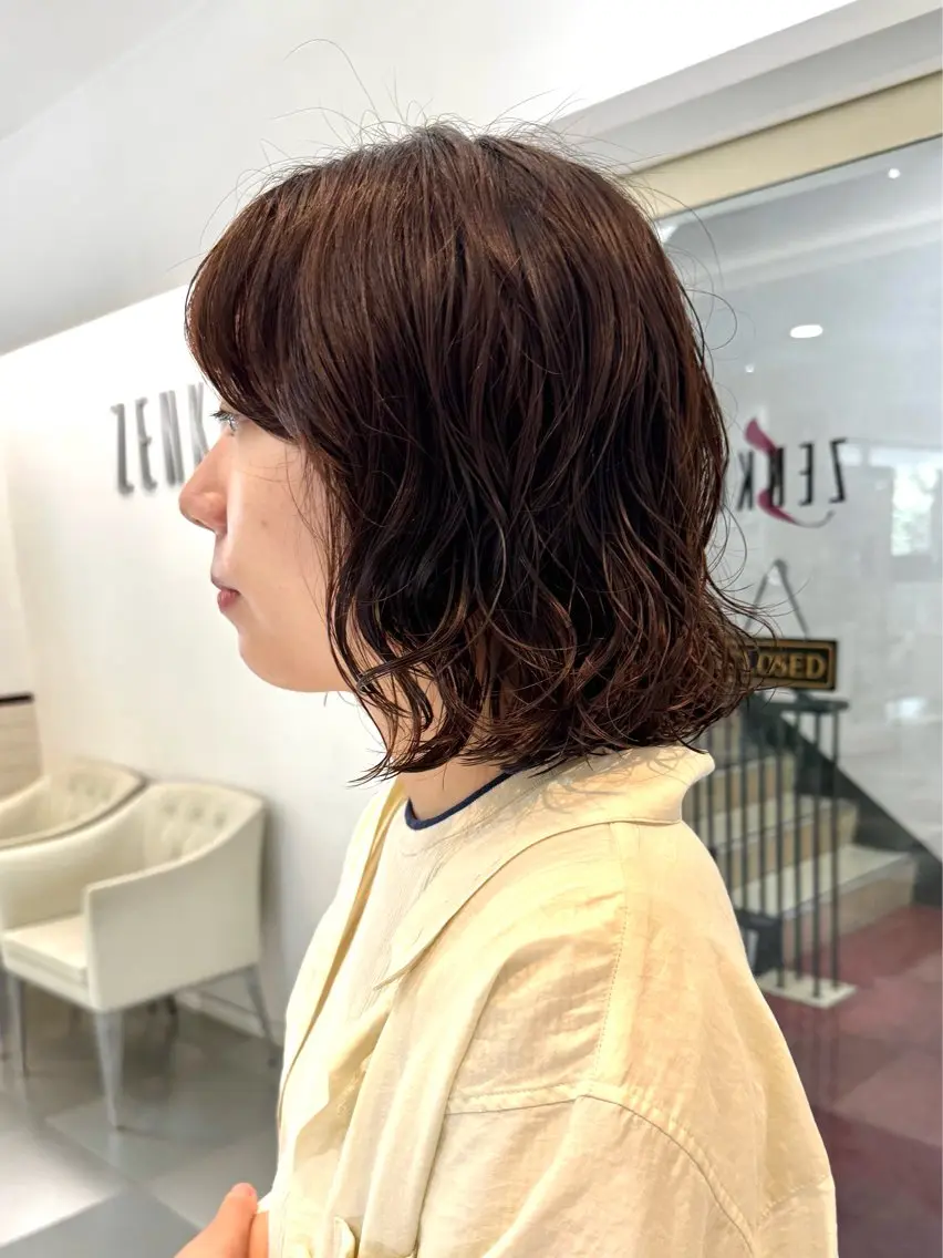 ミディアム パーマ ミディアムパーマ ボブ カット パーマ トリートメント デジタルパーマ 🌀ボブ　萩原　龍のヘアスタイル