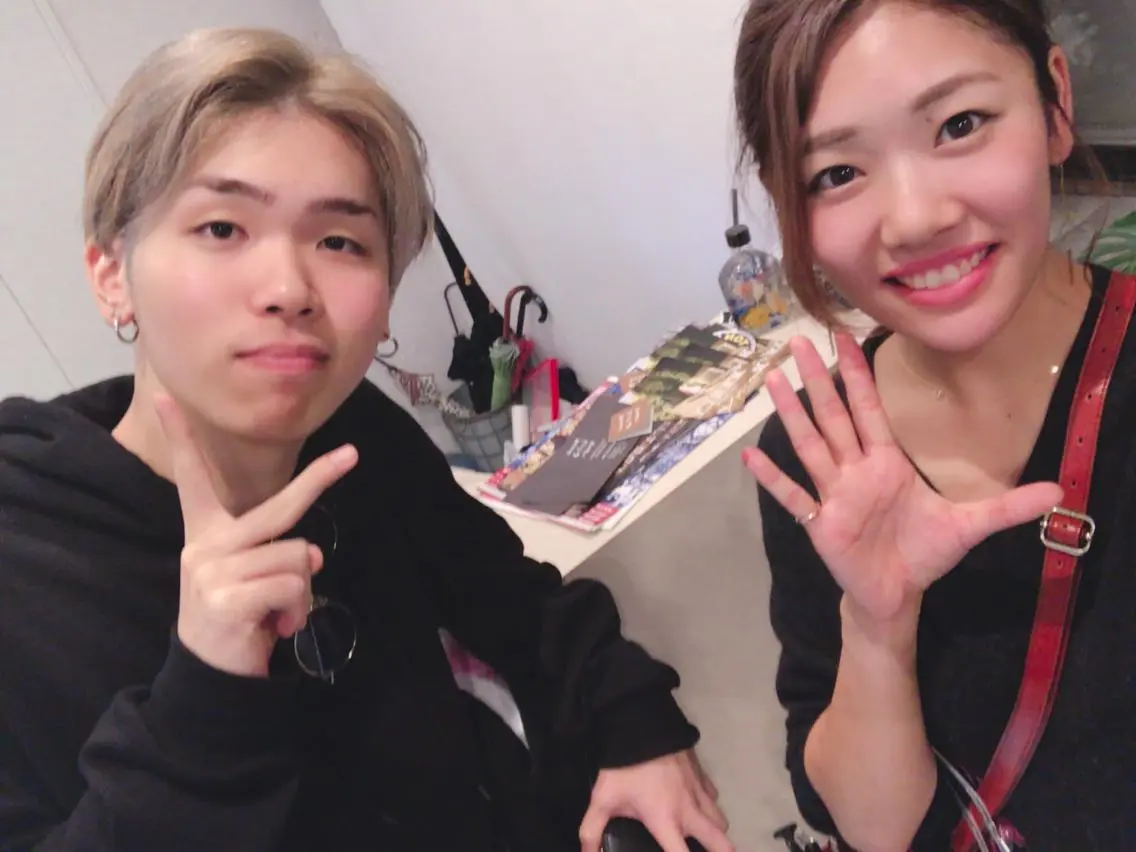 ショート カラー パーマ ヘアアレンジ メンズ ダブルカラー カット ヘアカラー ちこ .のヘアスタイル