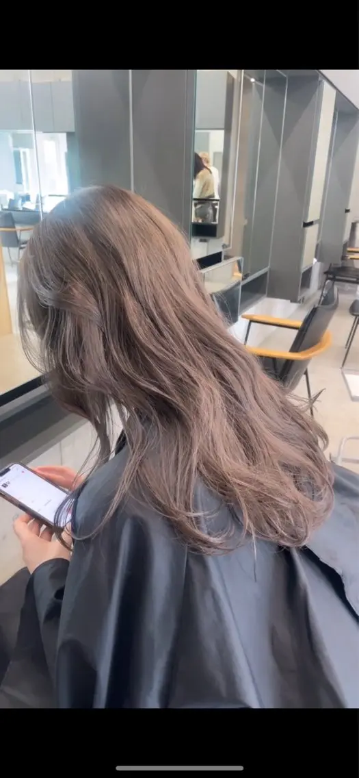 セミロング カット ヘアカラー トリートメント 佐伯 和佳のヘアスタイル