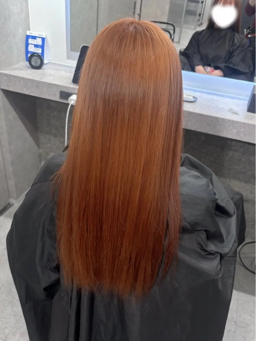 カラー ヘアカラー 伊藤 陽菜のヘアスタイル