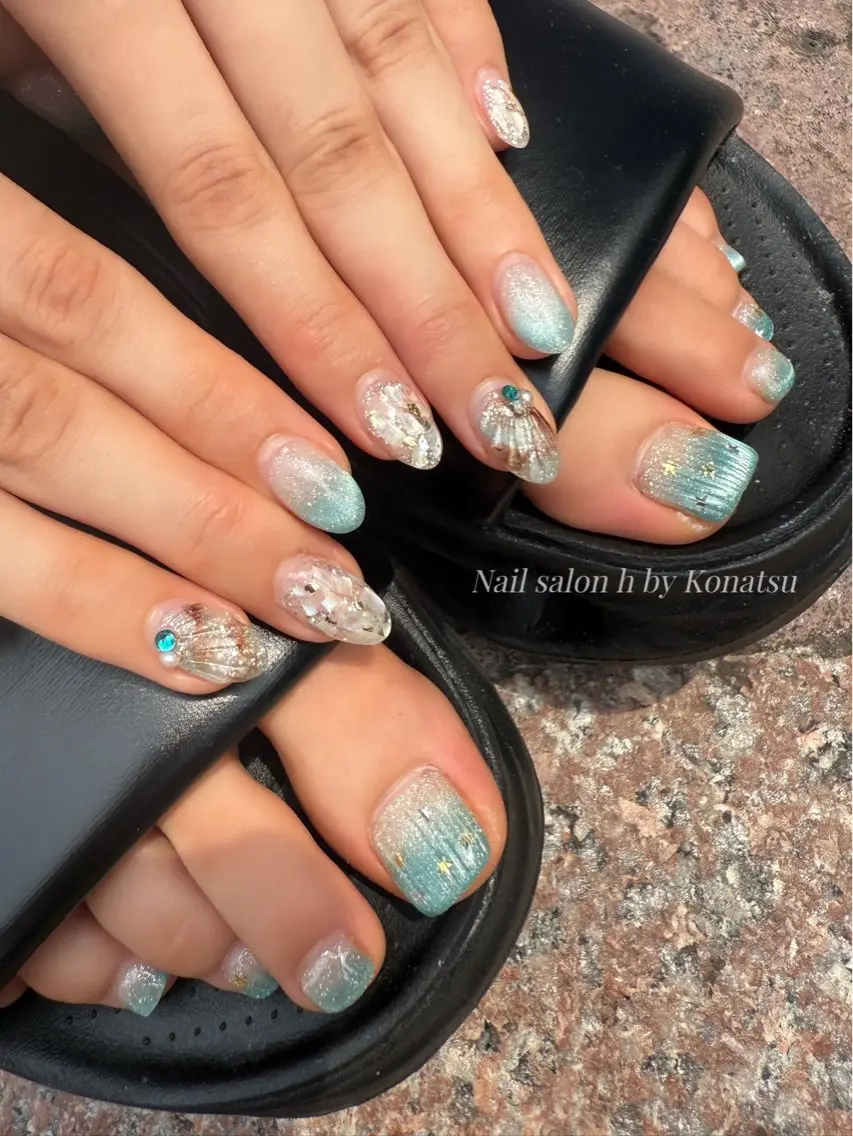 ネイル アートネイル フットネイル キラキラネイル 持ち込み 夏ネイル ハンドネイル フットネイル nail salon h🎀小夏のネイルデザイン