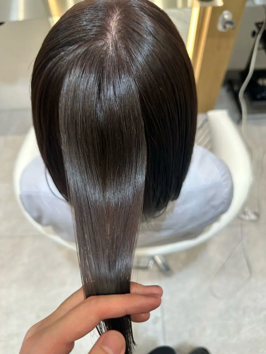 ミディアム ヘアカラー トリートメント 🖱️透明感カラー ×髪質改善Rikyuのヘアスタイル