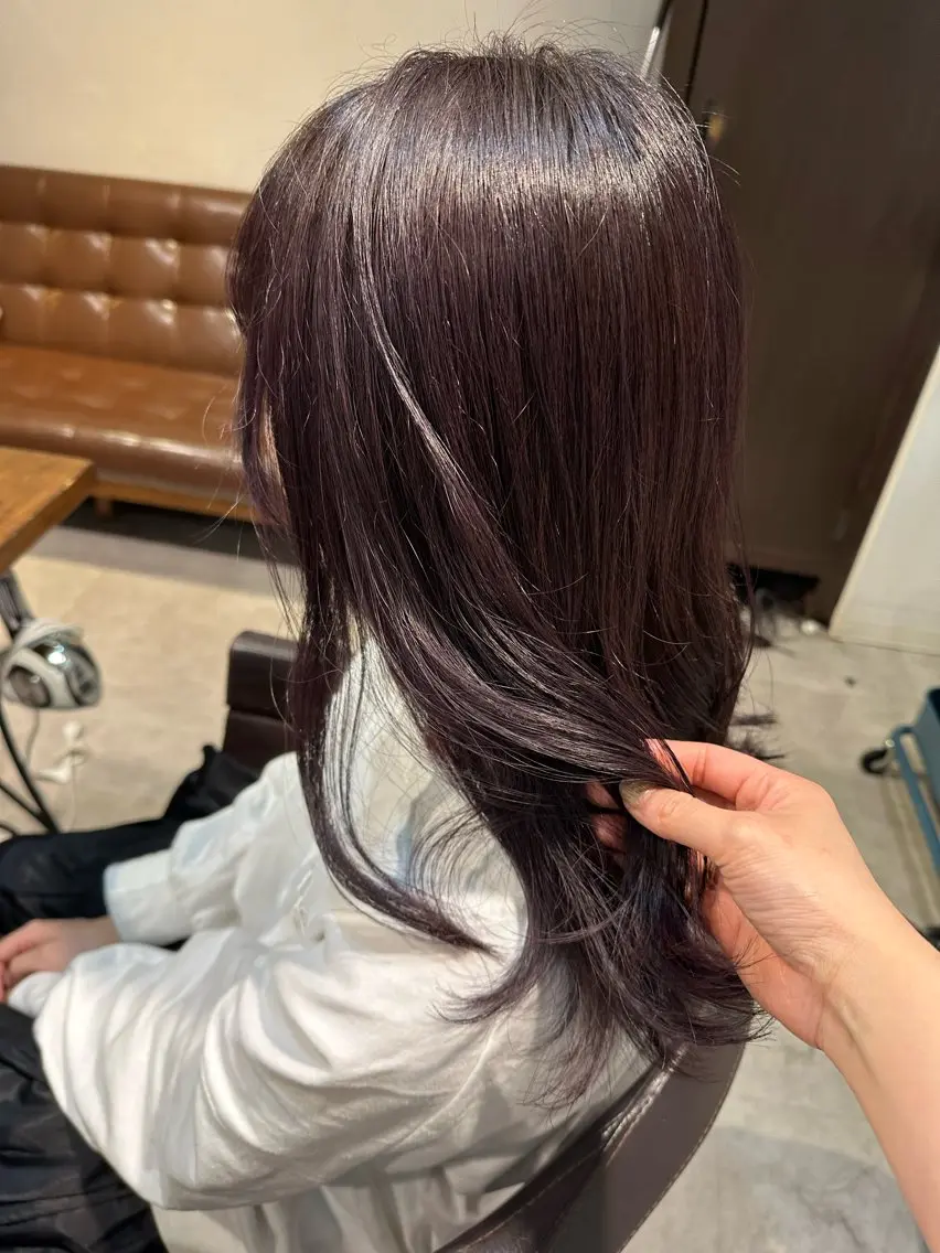 ロング カラー ラベンダーカラー 七井 香奈 (なないかな)のヘアスタイル