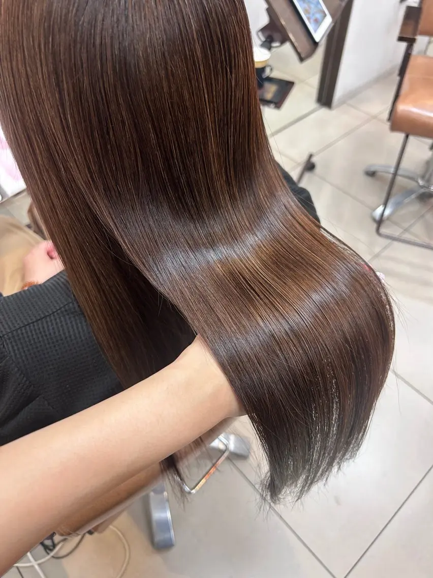 セミロング 髪質改善 縮毛矯正 阪田 真奈未のヘアスタイル