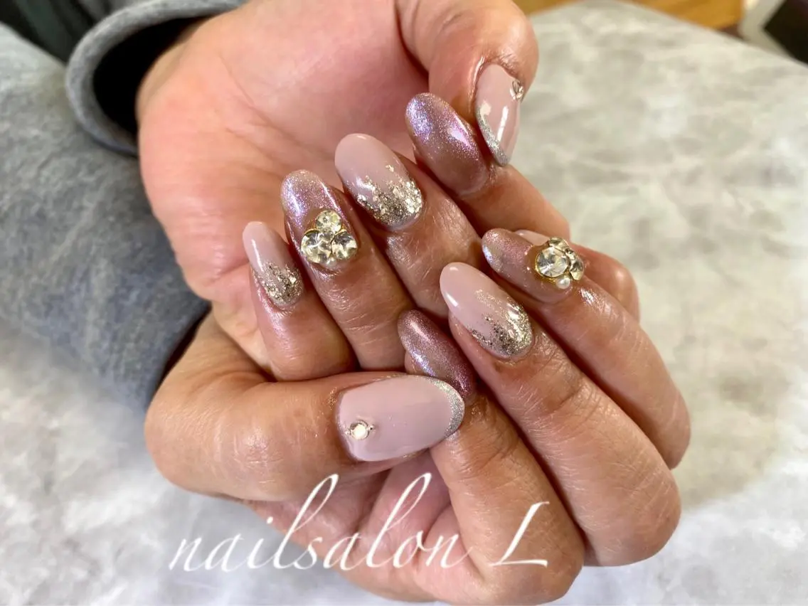 ネイル 持ち込み NAILSALON Ｌのネイルデザイン