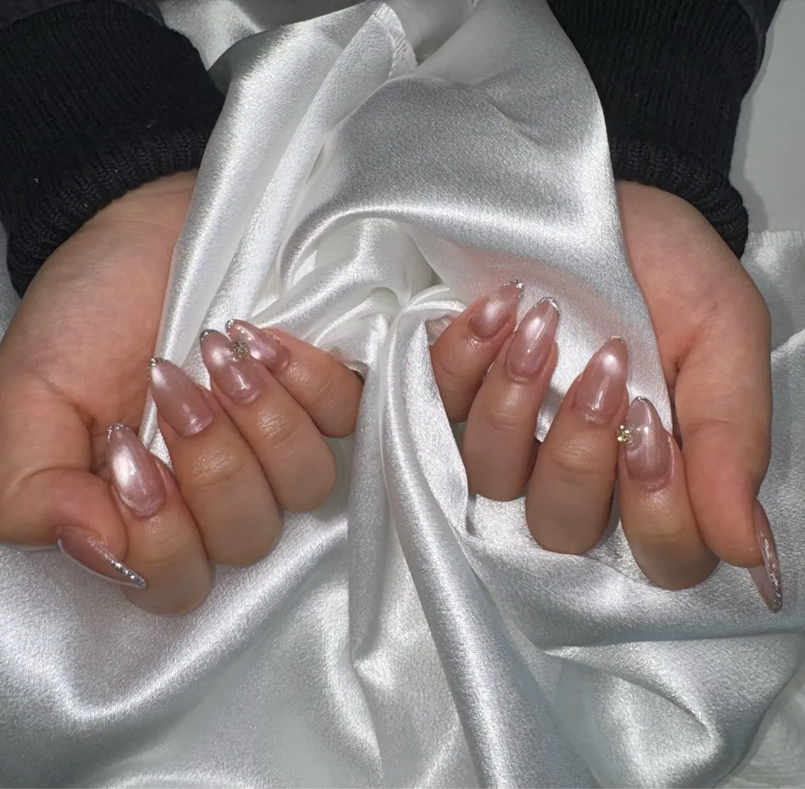 ネイル マグネットネイル Lile'a nailのネイルデザイン