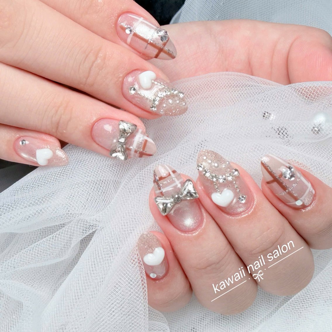 ネイル アニマル柄 長さ出し フレンチネイル グラデーション キラキラネイル Kawaii Nail Salonのネイルデザイン