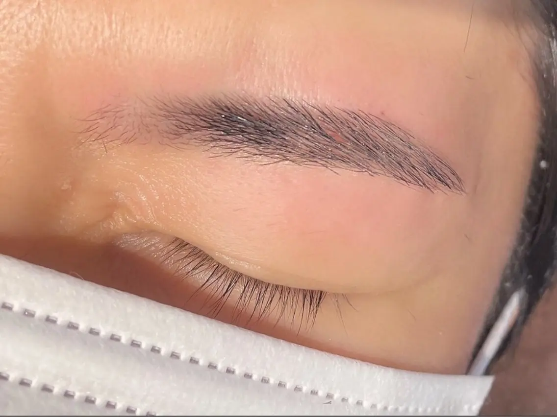 メンズ アイブロウ ワックス脱毛 眉カット その他(アイブロウ) アイブロウ M_の眉毛・アイブロウイメージ