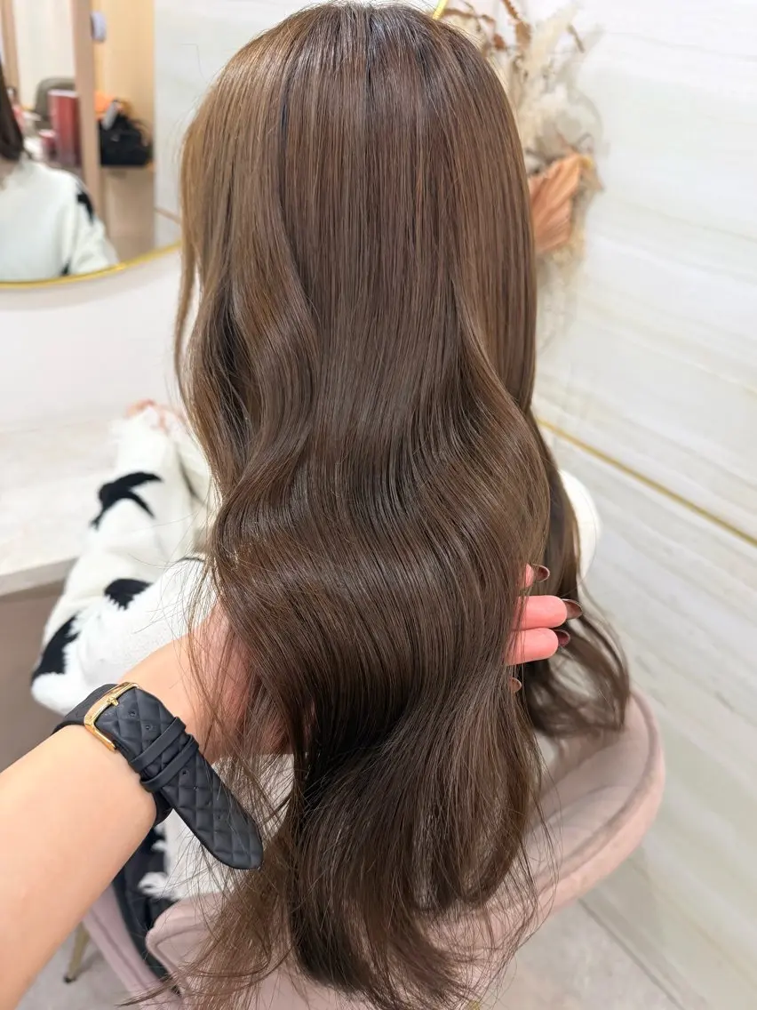 ロング カラー ブラウンカラー オリーブブラウン あみ/暗髪オリ ーブ特化🍃髪質改善のヘアスタイル