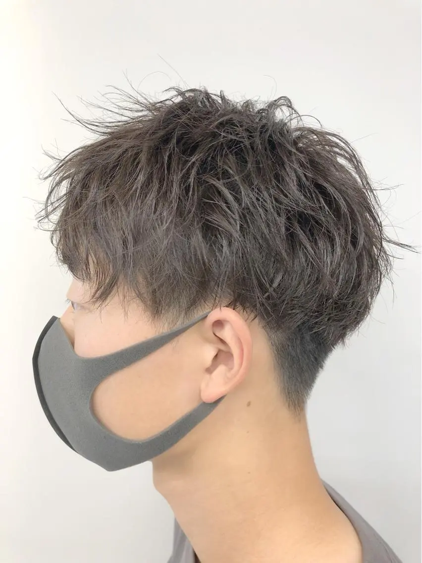 ✨自分史上最高にキマる✨1〜3回目まで✨メンズカット & 眉カット✂️の写真