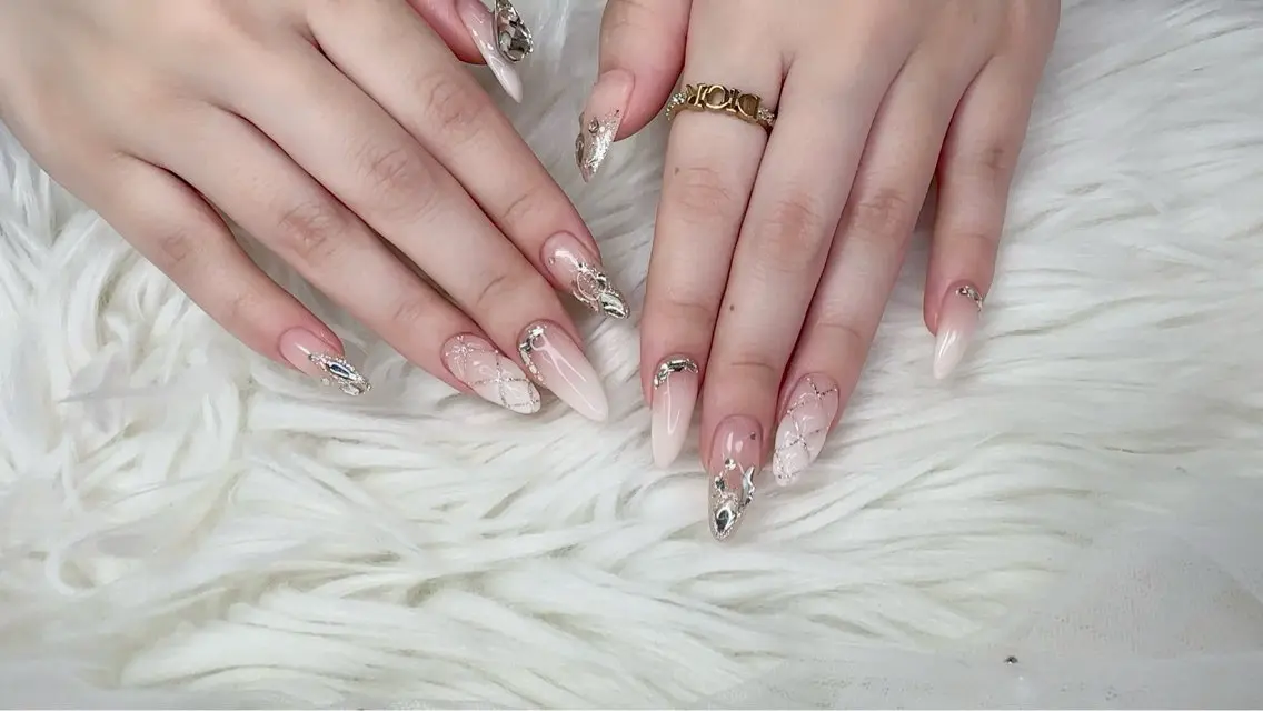 ネイル R salonのネイルデザイン