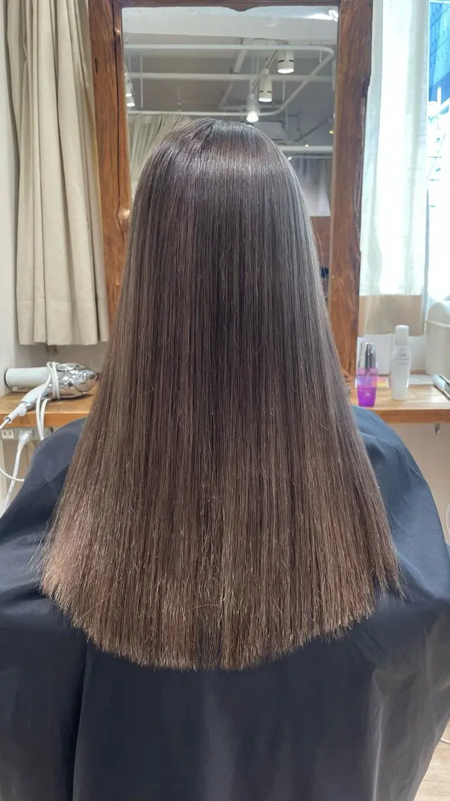 ロング カラー コトミ【メンズ】 【曲がる縮毛矯正】のヘアスタイル
