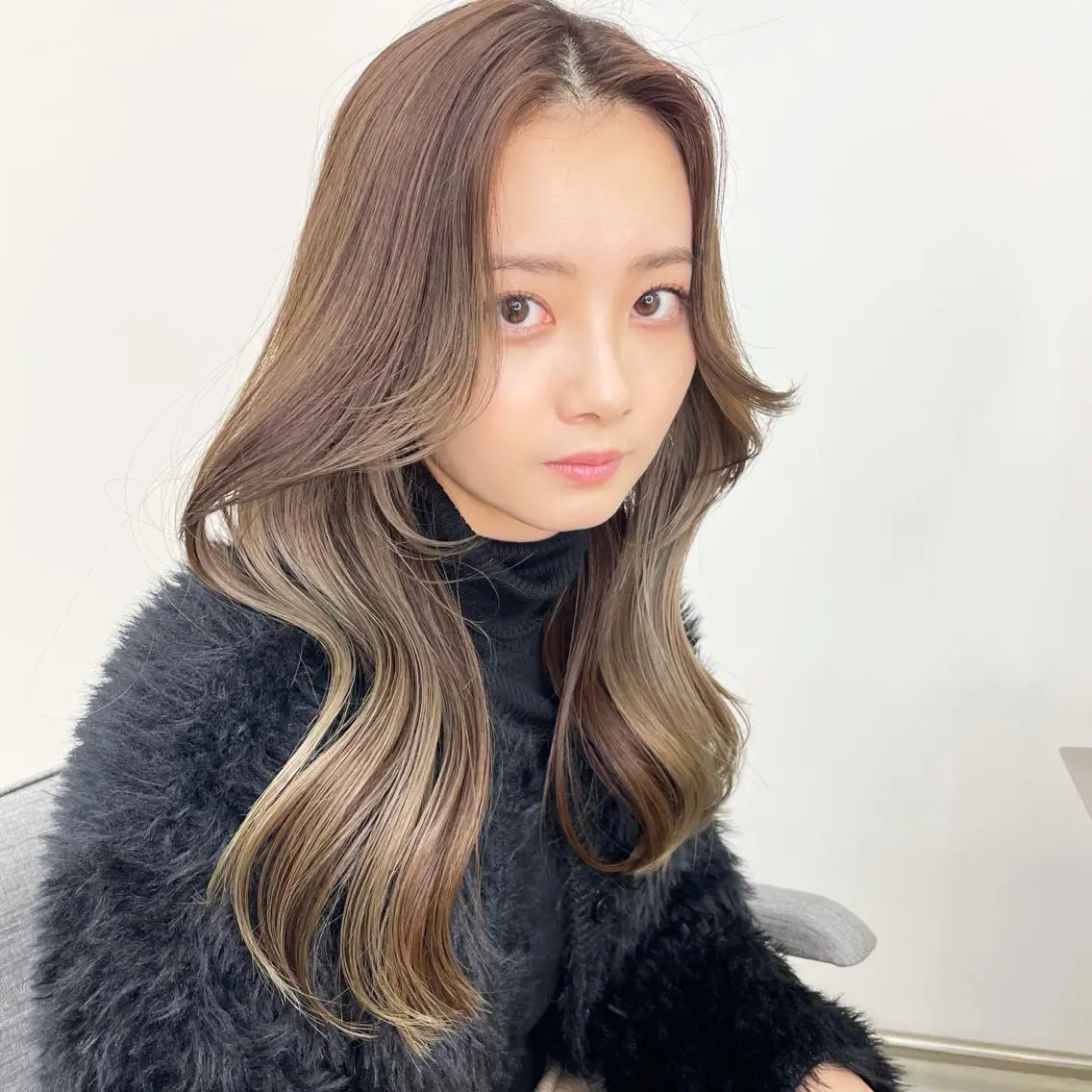 ロング カラー くびれヘア エギョモリ 顔まわりレイヤー 顔周りカット ヨシンモリ カット ヘアカラー 🦋韓国系指名No1 店長/圓山 祐也🦋のヘアスタイル