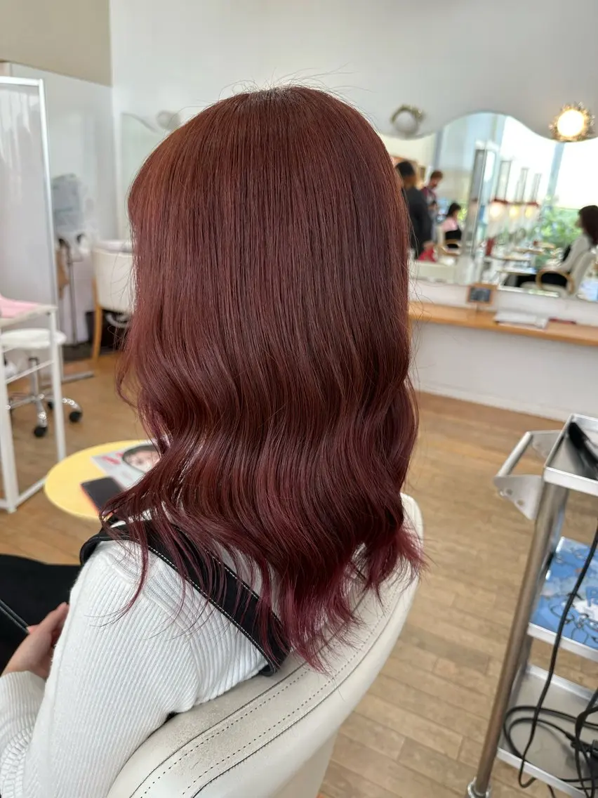 カラー ブリーチ ブラウンカラー ブリーチなしカラー ピンクカラー 山本 瑠華のヘアスタイル