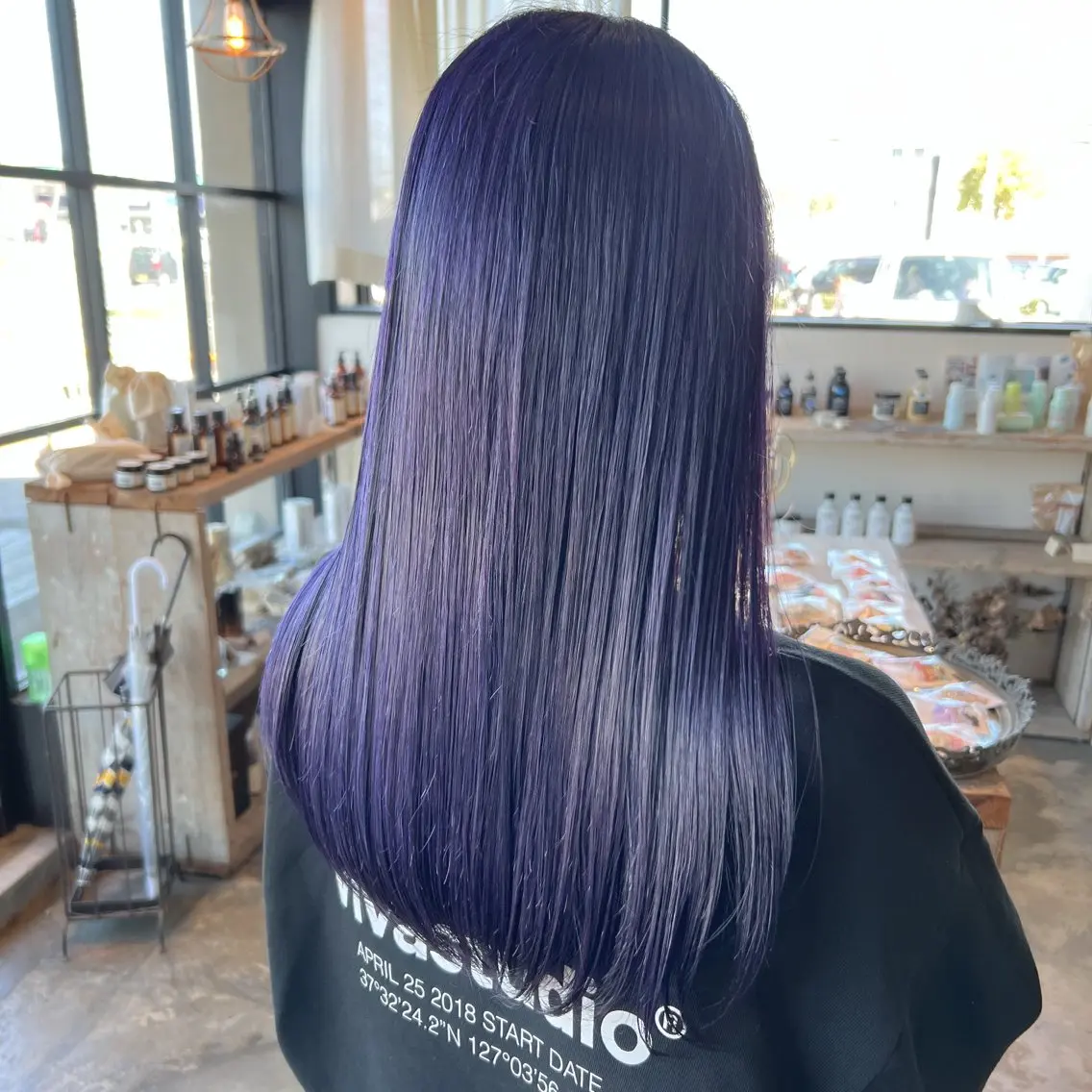 セミロング カラー カット ヘアカラー トリートメント 岸下 理緒のヘアスタイル