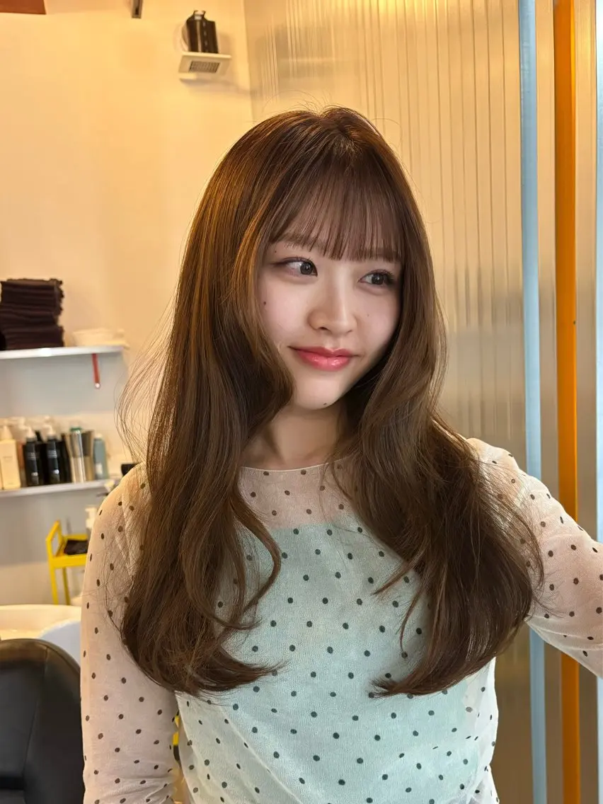 ロング レイヤーカット カット 浦野 未来のヘアスタイル